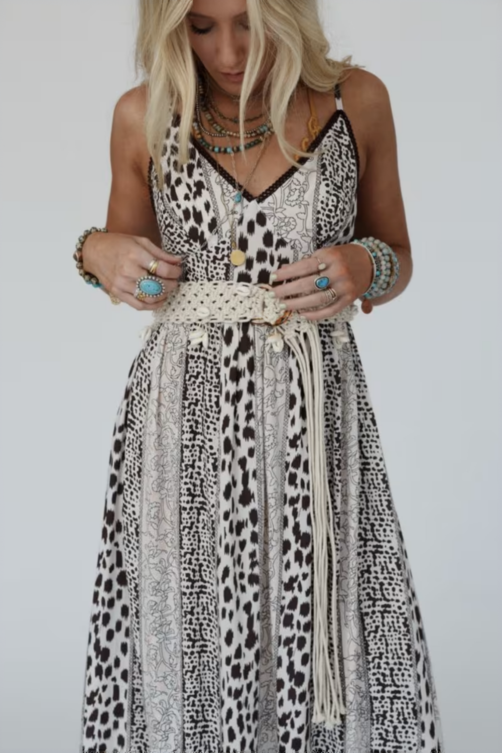 Coastal Chic Sea Shell Embroidered Belt