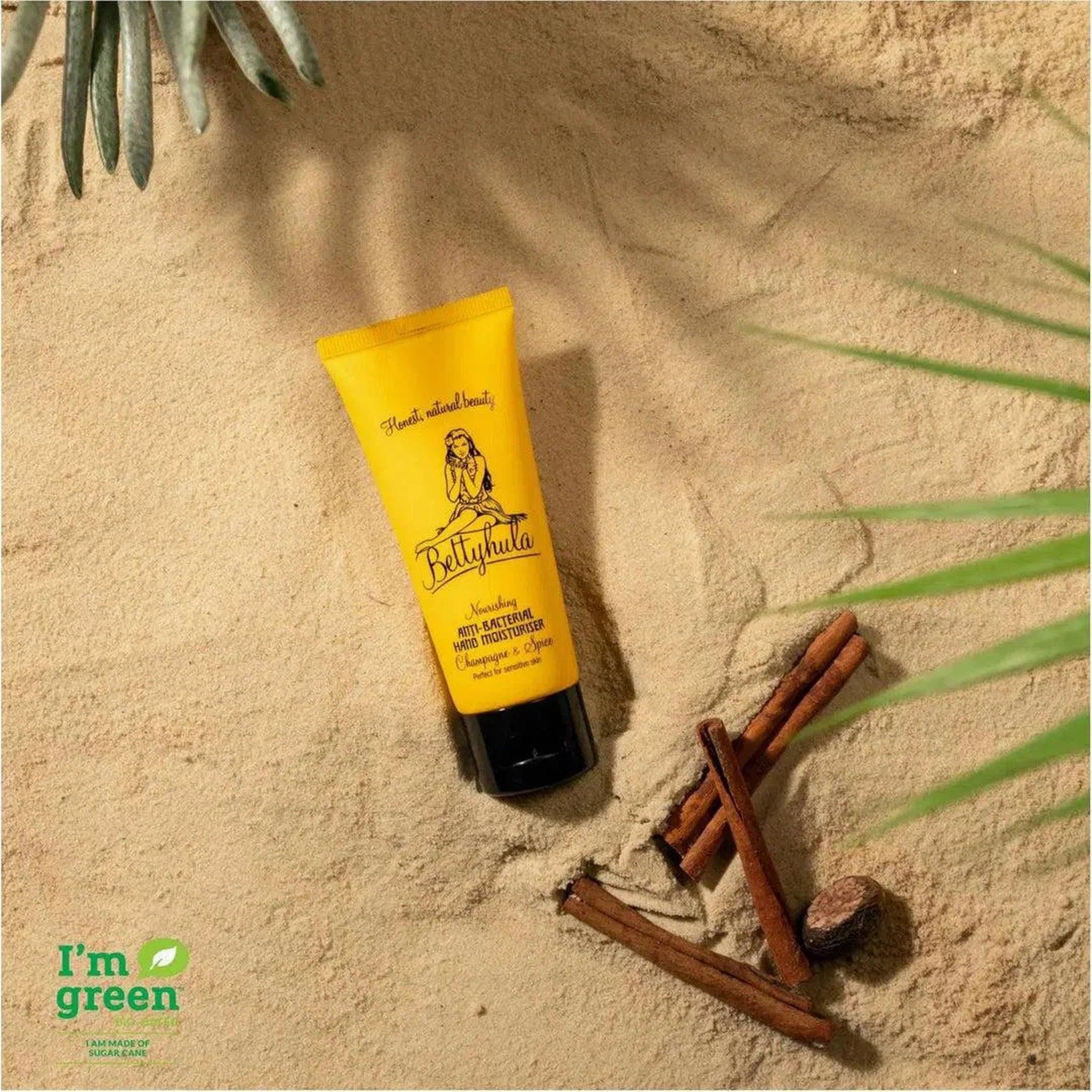 Nourishing Anti-Bacterial Hand Cream in Champagne & Spice