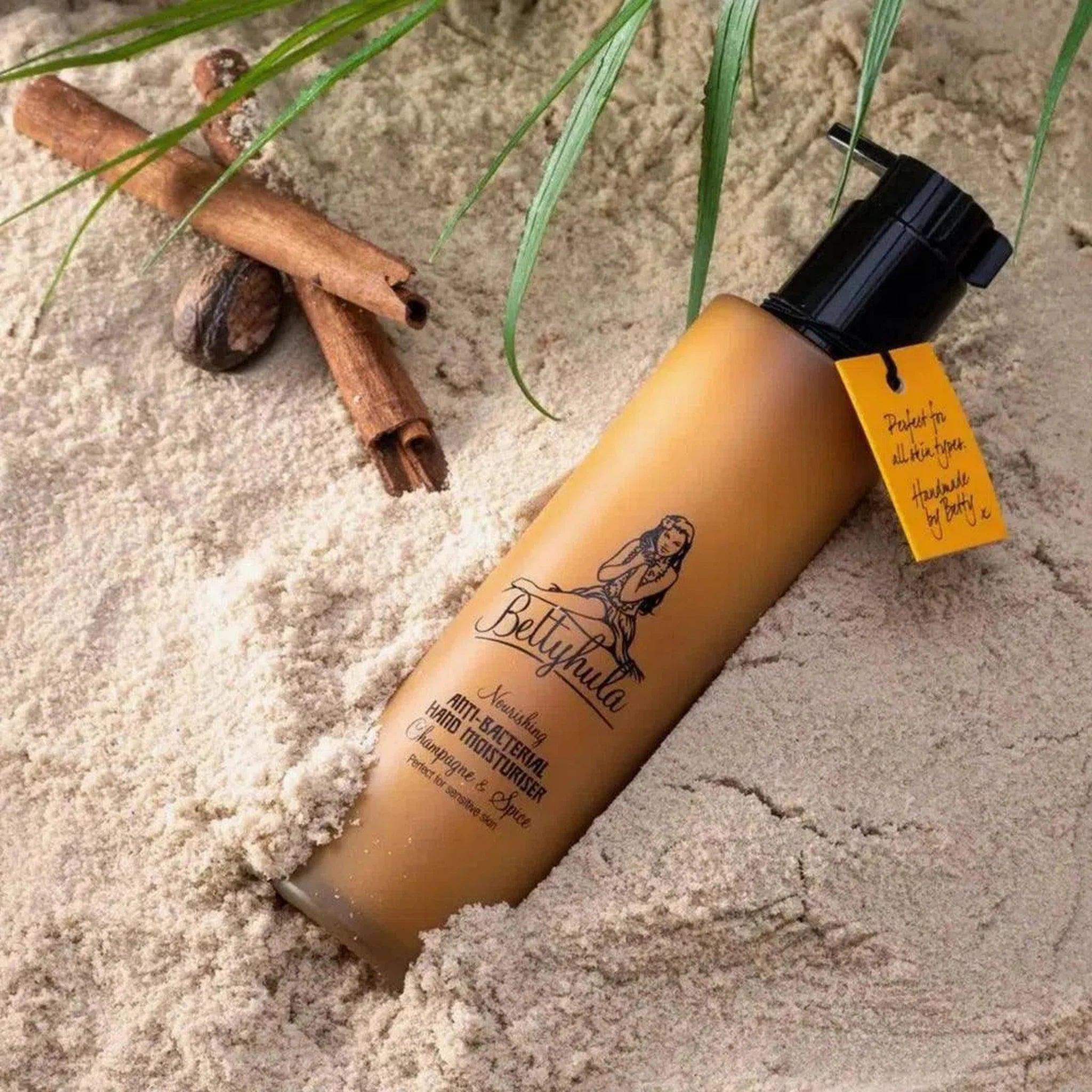 Nourishing Anti-Bacterial Hand Cream in Champagne & Spice