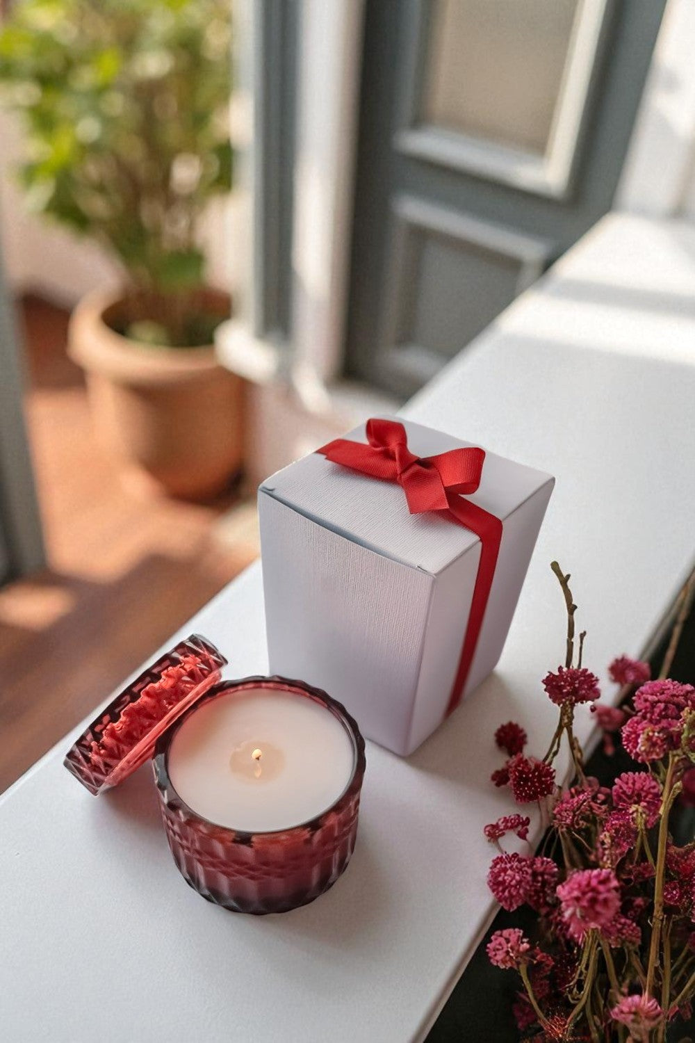 Rouge Luxe Hand Poured Candle