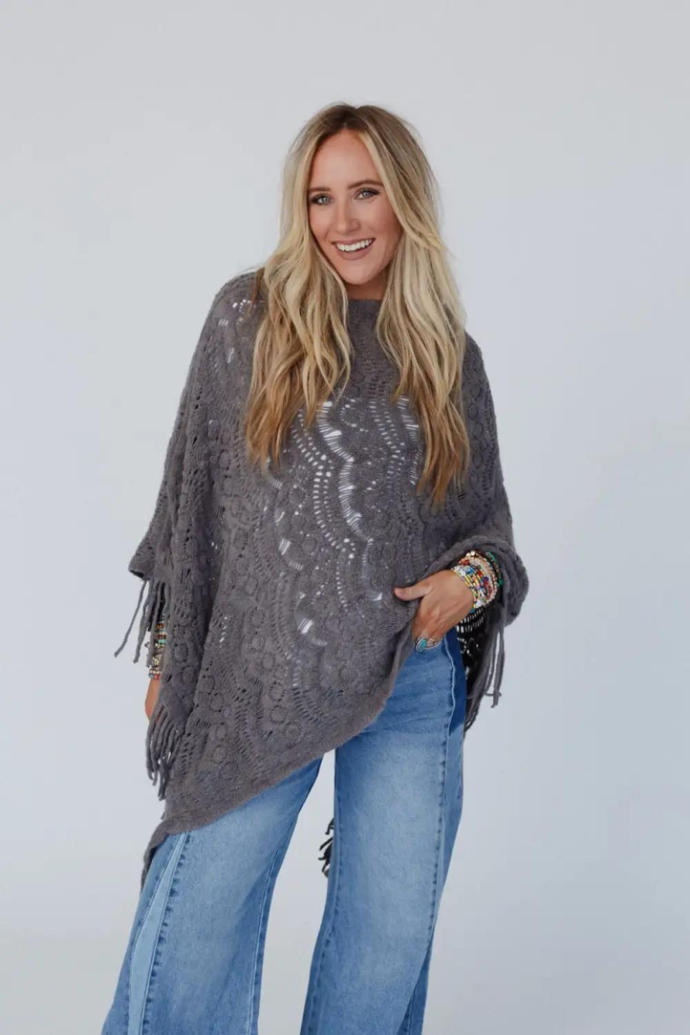 Scallop Bohemian Knit Poncho