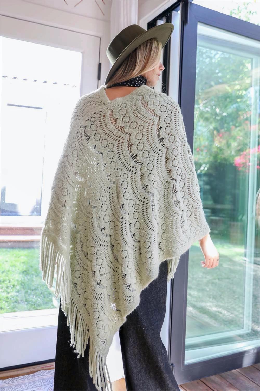 Scallop Bohemian Knit Poncho