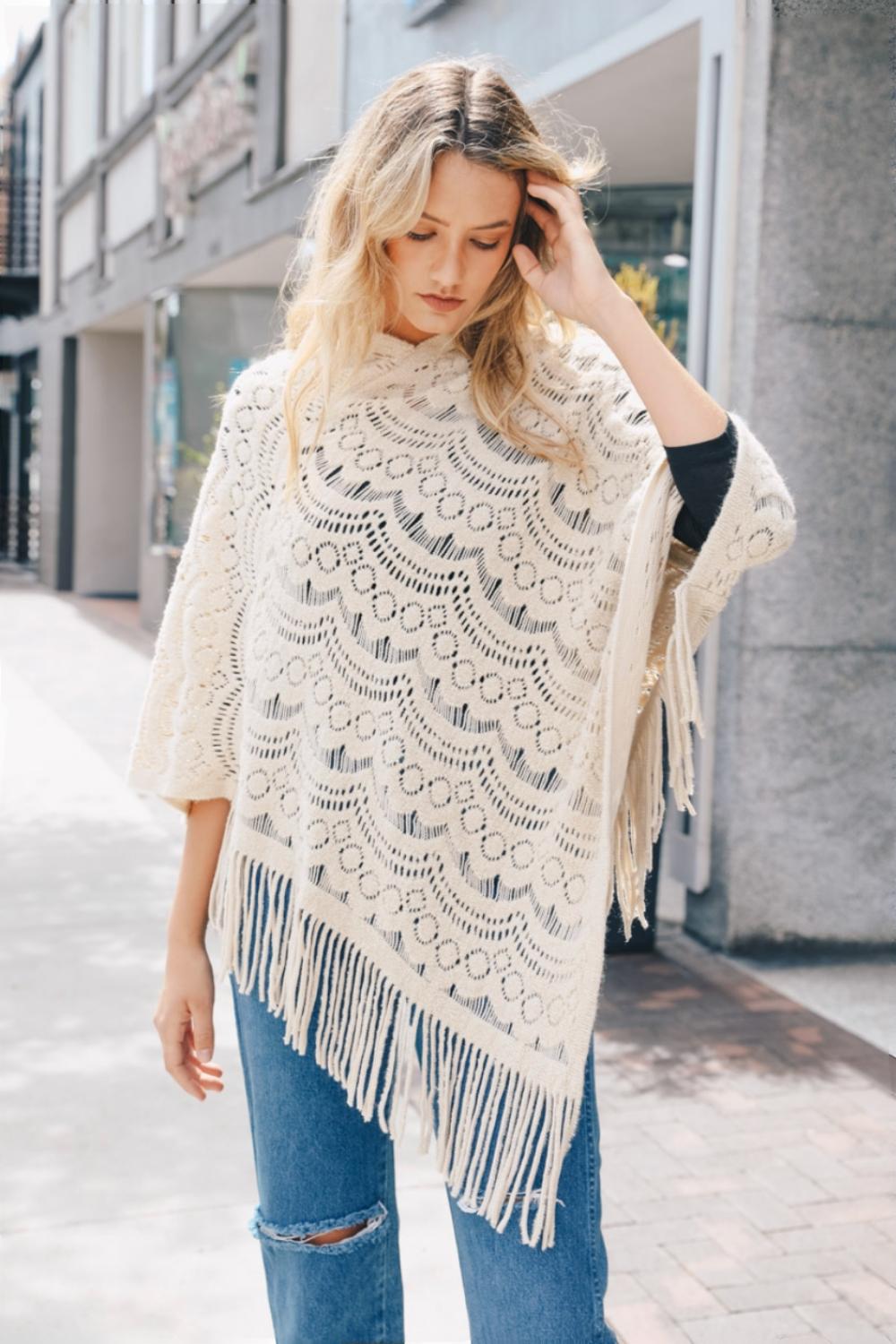 Scallop Bohemian Knit Poncho