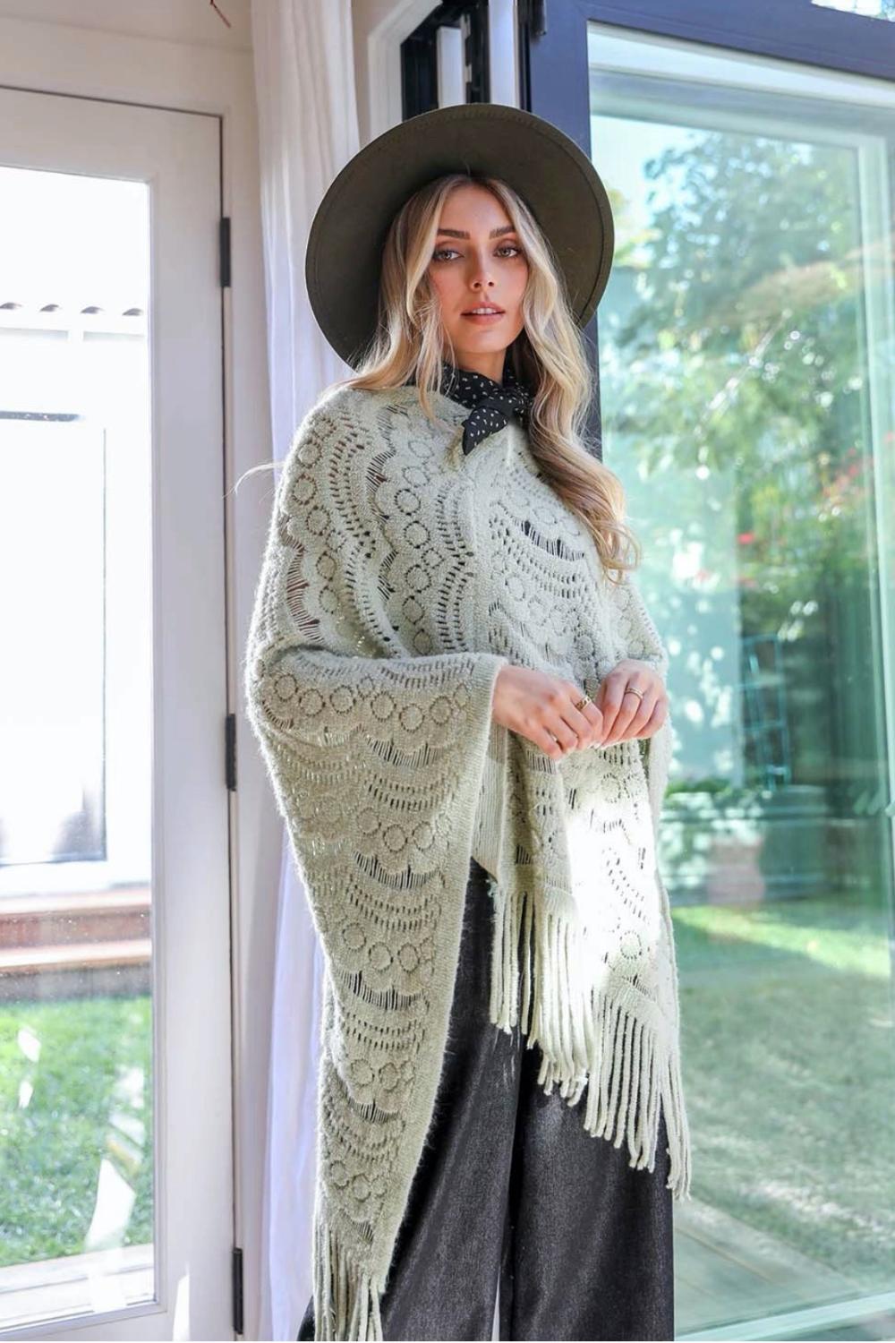 Scallop Bohemian Knit Poncho