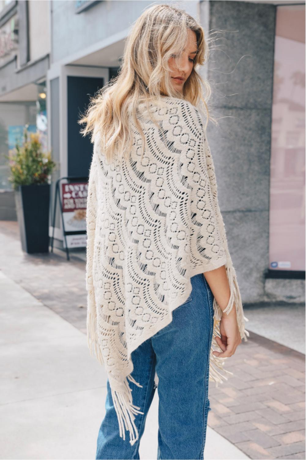Scallop Bohemian Knit Poncho