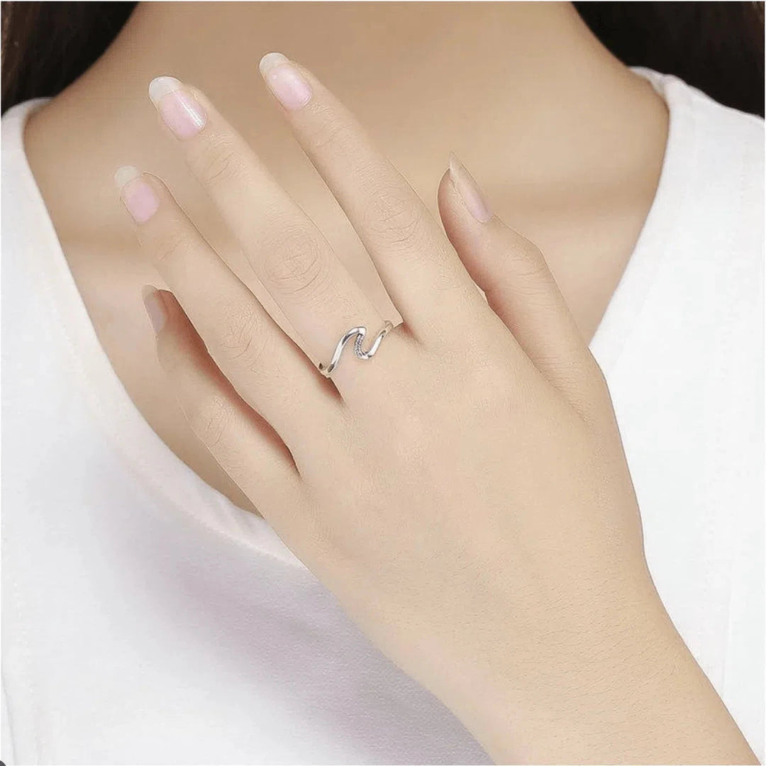 Crystal Wave Ring in Sterling Silver - Oceanista