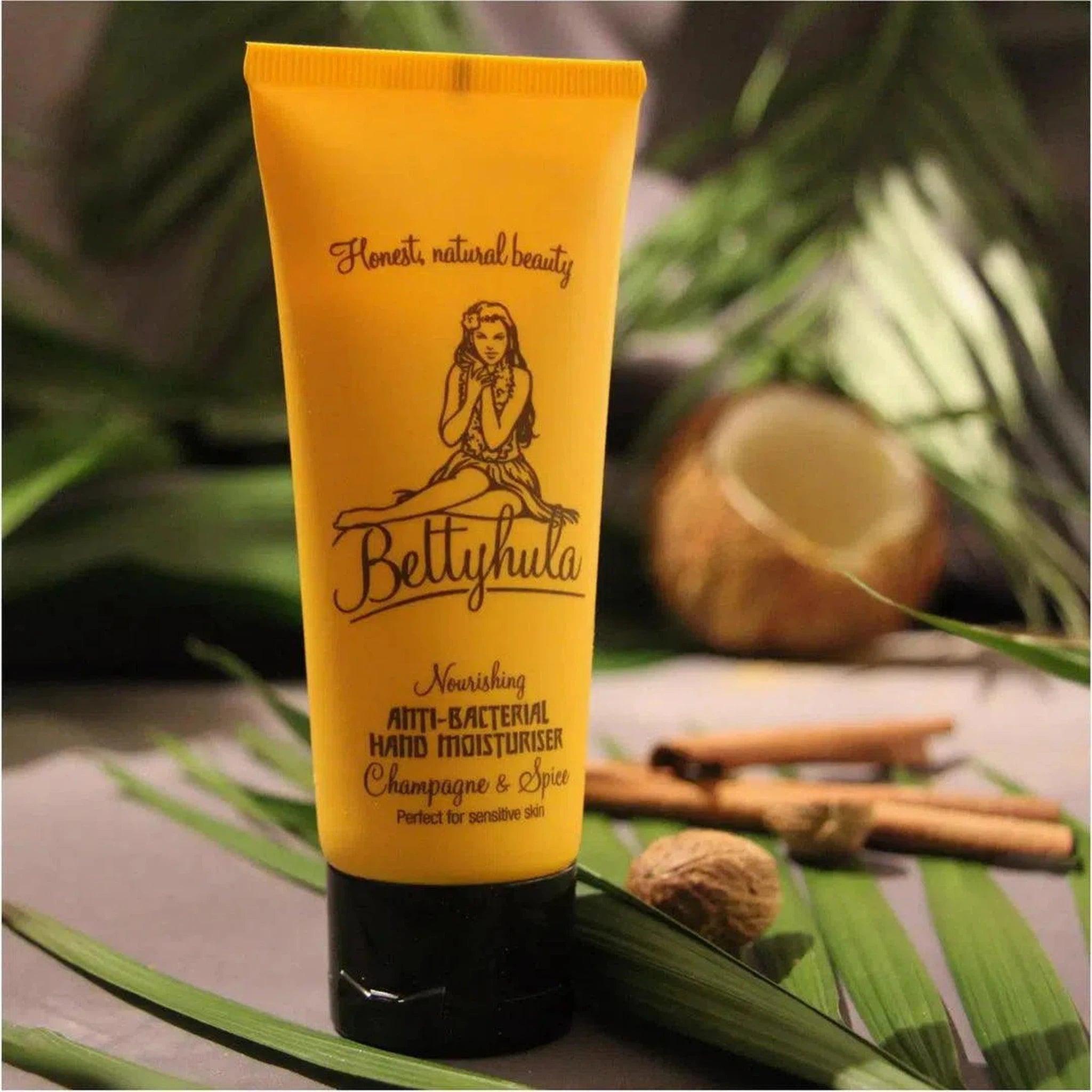 Nourishing Anti-Bacterial Hand Cream in Champagne & Spice